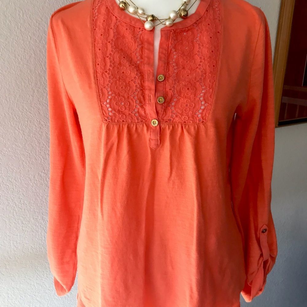 JONES NEW YORK ORANJE BLOUSE. SIZE M